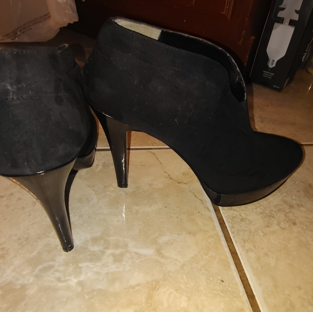 Elegant Black Women's Heels